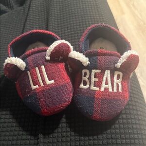 Dearfoams Red and Blue Lil Bear Kids Slippers